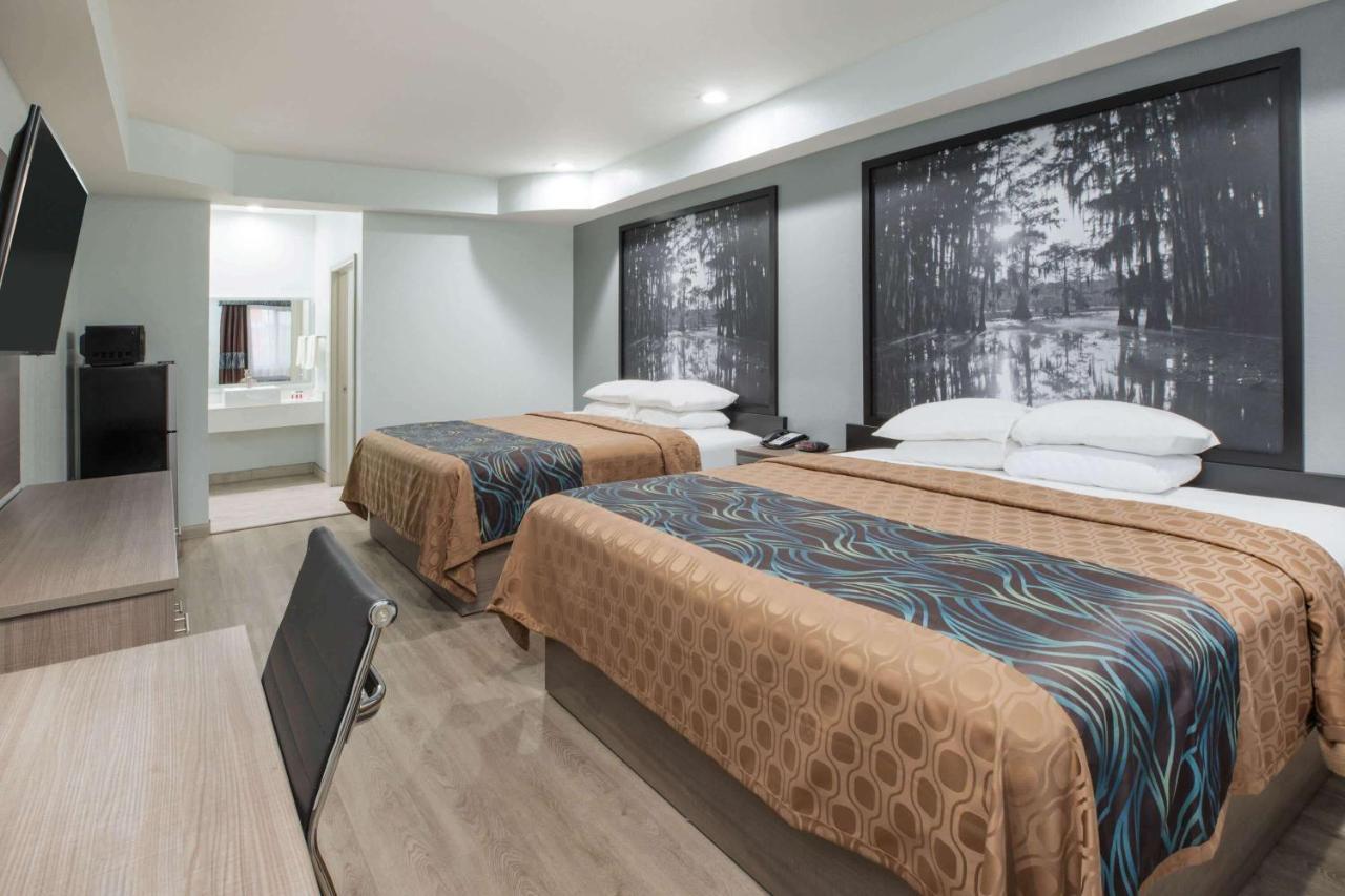 Super 8 By Wyndham Humble Houston Fallcreek Экстерьер фото